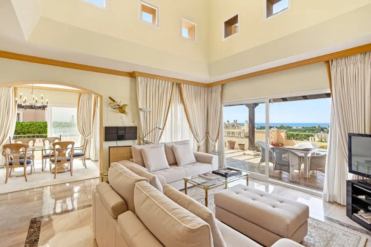 Piso con piscina en venta en Elviria - Cabopino, imagen 8