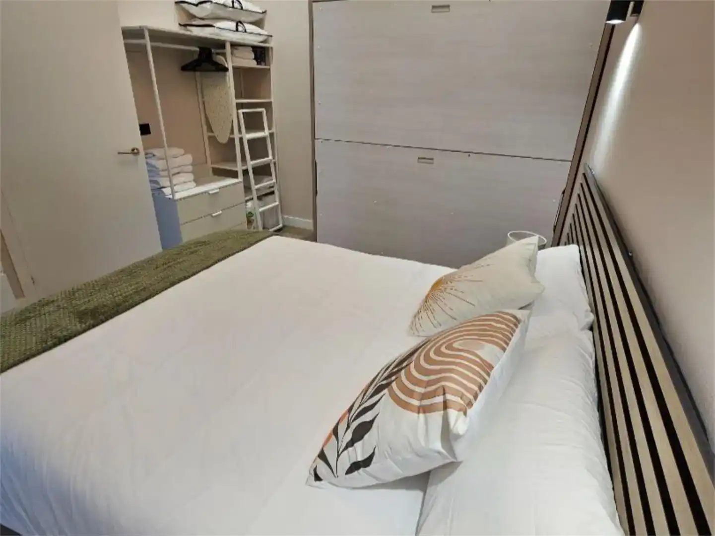 Dormitori de Loft de lloguer en  Pamplona / Iruña amb Aire condicionat i Moblat
