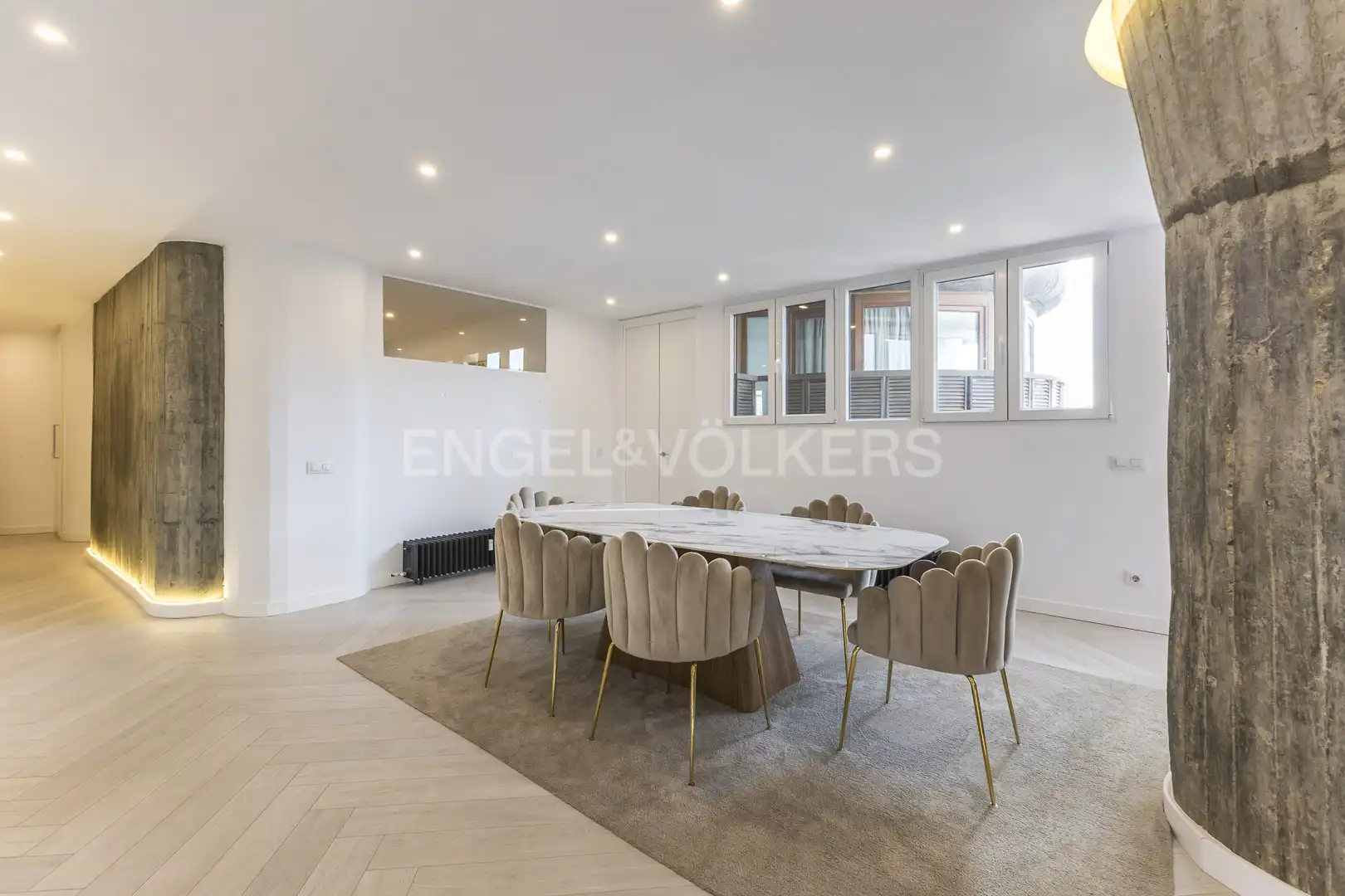 Dining room of Flat for rent in Madrid  with Air Conditioner, Heating and Furnished