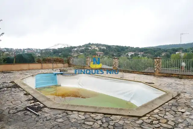 Villa con piscina in vendita a Avinguda Arbres, imagen 25
