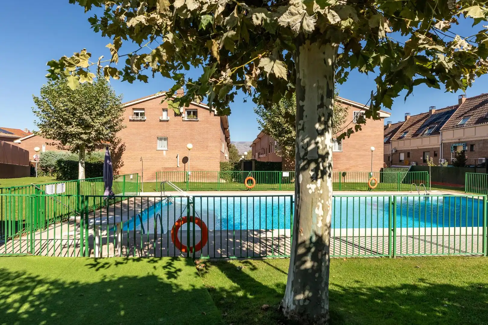 Terraced house with pool for sale in Fuente Santa