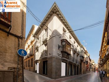 Residencial amb ascensor en venda a Calle San Matías