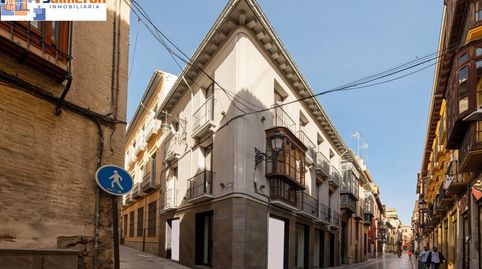 VENTA DE EDIFICIO SINGULAR EN RENTABILIDAD, ESQUINA SAN MATIASNAVAS
