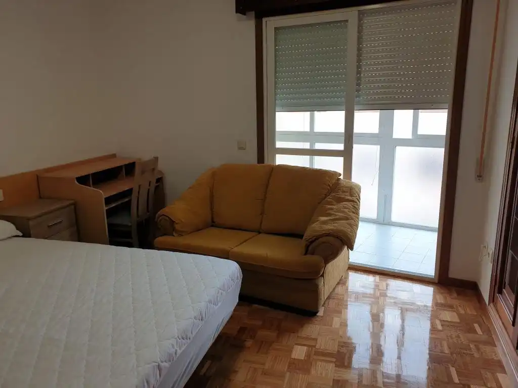 Habitació a moreton H2, A Ponte