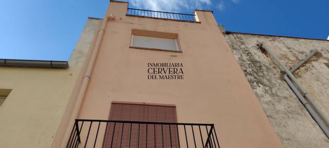 Casa adosada en Venta en Cervera del Maestre