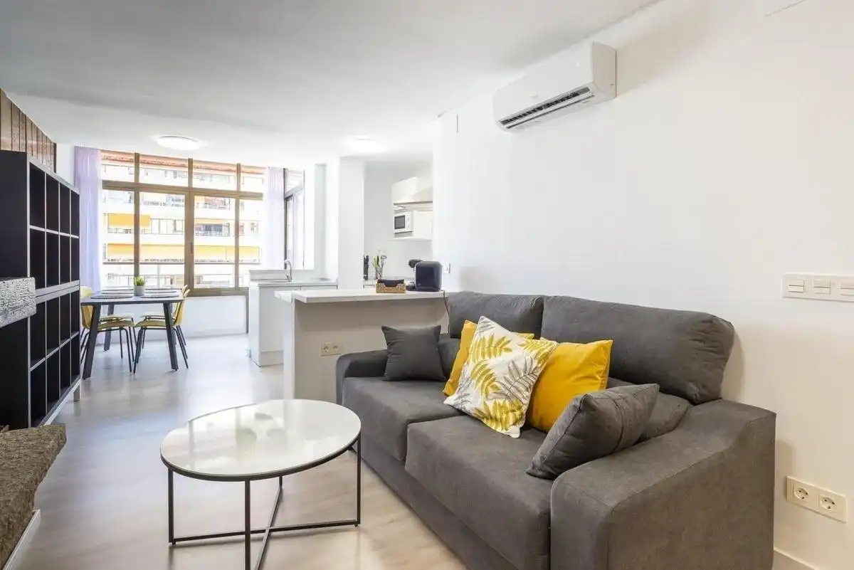 Living room of Apartments for sale in El Bajondillo