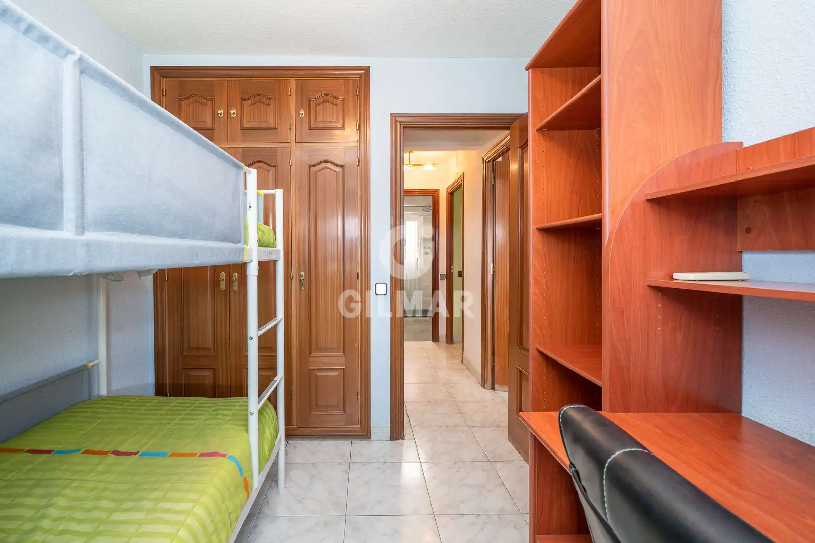 Habitación de Piso en venta en Madrid con Calefacción y Balcón