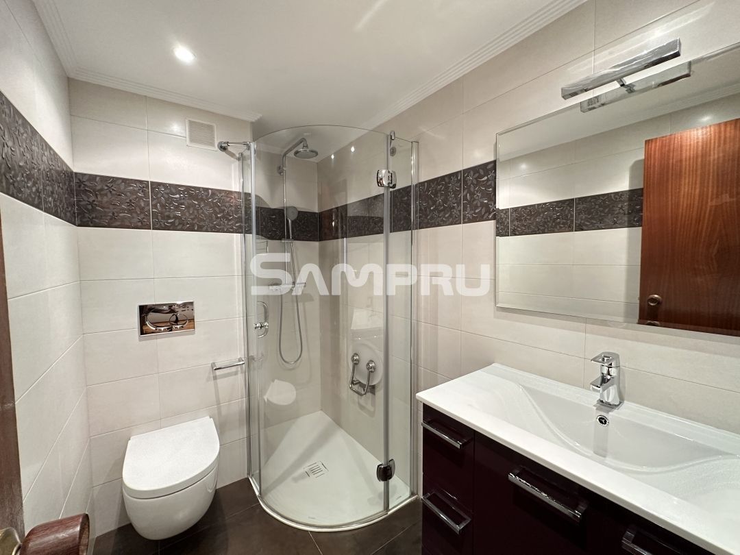 Bathroom of Flat for sale in Arrasate / Mondragón  with Heating and Storage room