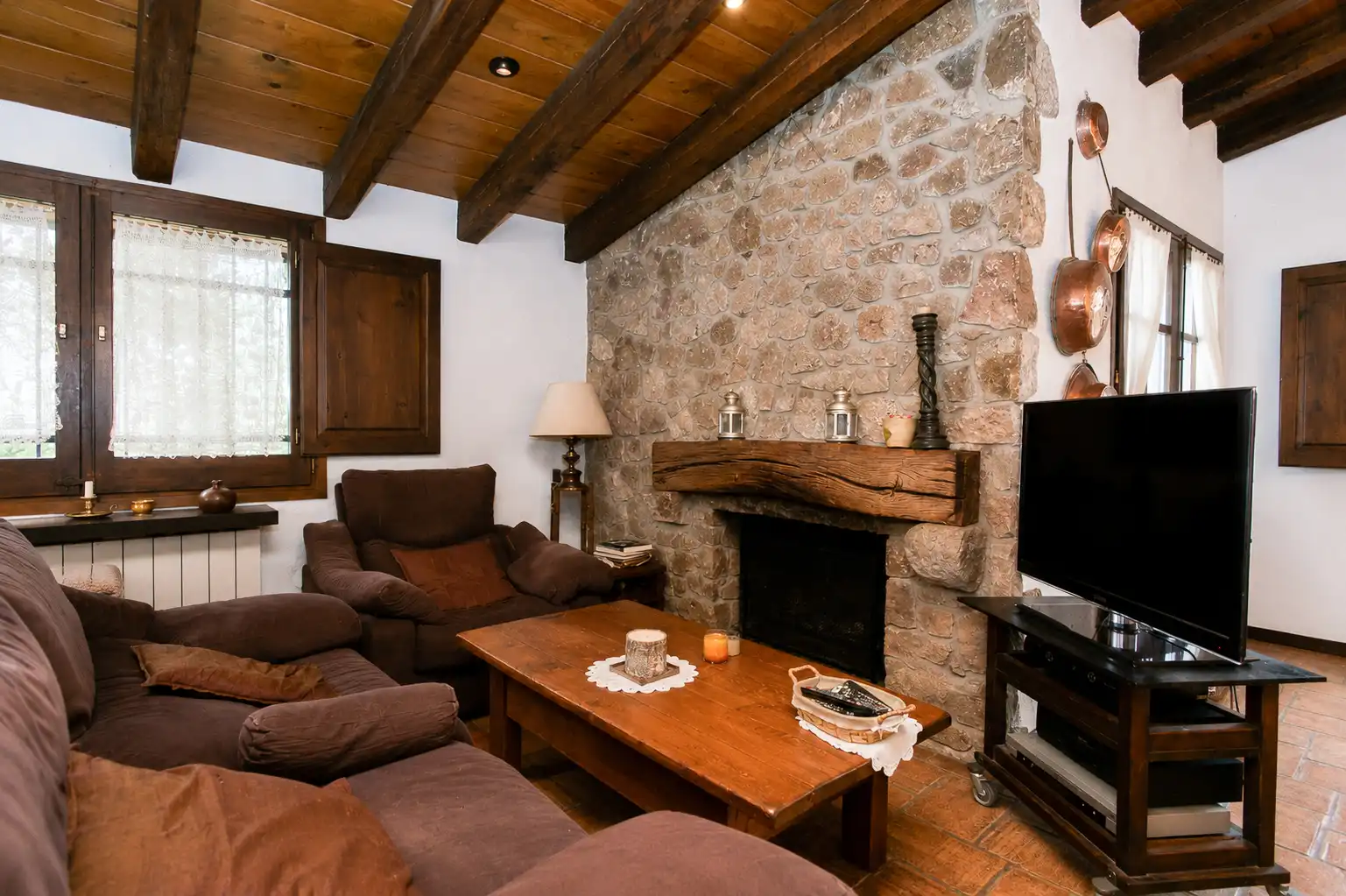 Sala de estar de Finca rústica en venta en L'Esquirol con Calefacción, Jardín privado y Terraza