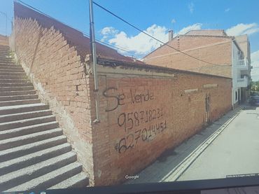 Terreno residencial en venta en Calle Granada 11