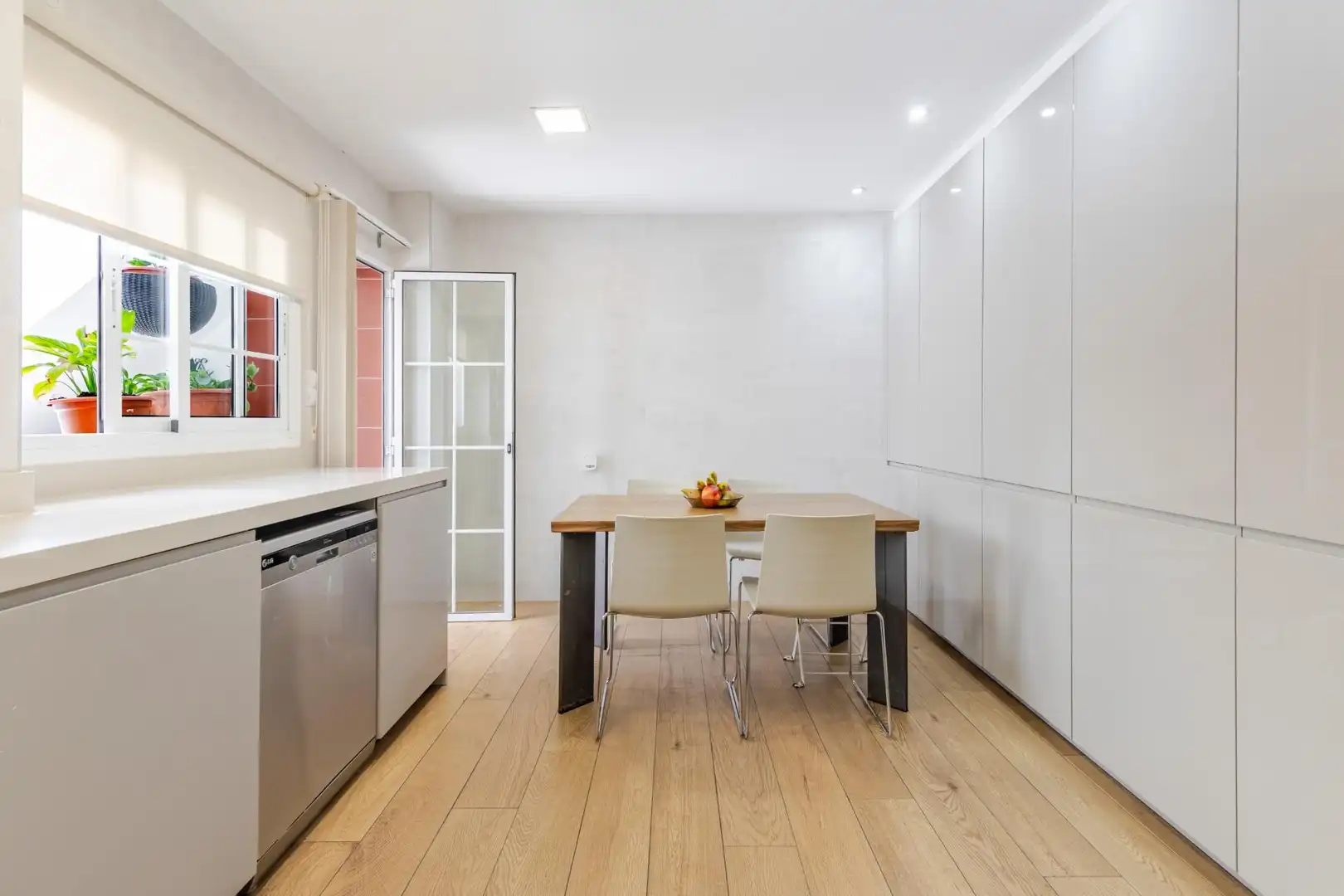 Cocina de Casa adosada en venta en Sagunto / Sagunt con Aire acondicionado, Calefacción y Terraza