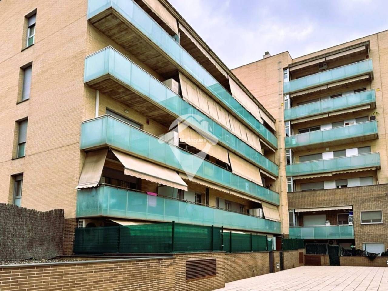 Vista exterior de Pis en venda en Sabadell amb Calefacció, Terrassa i Traster
