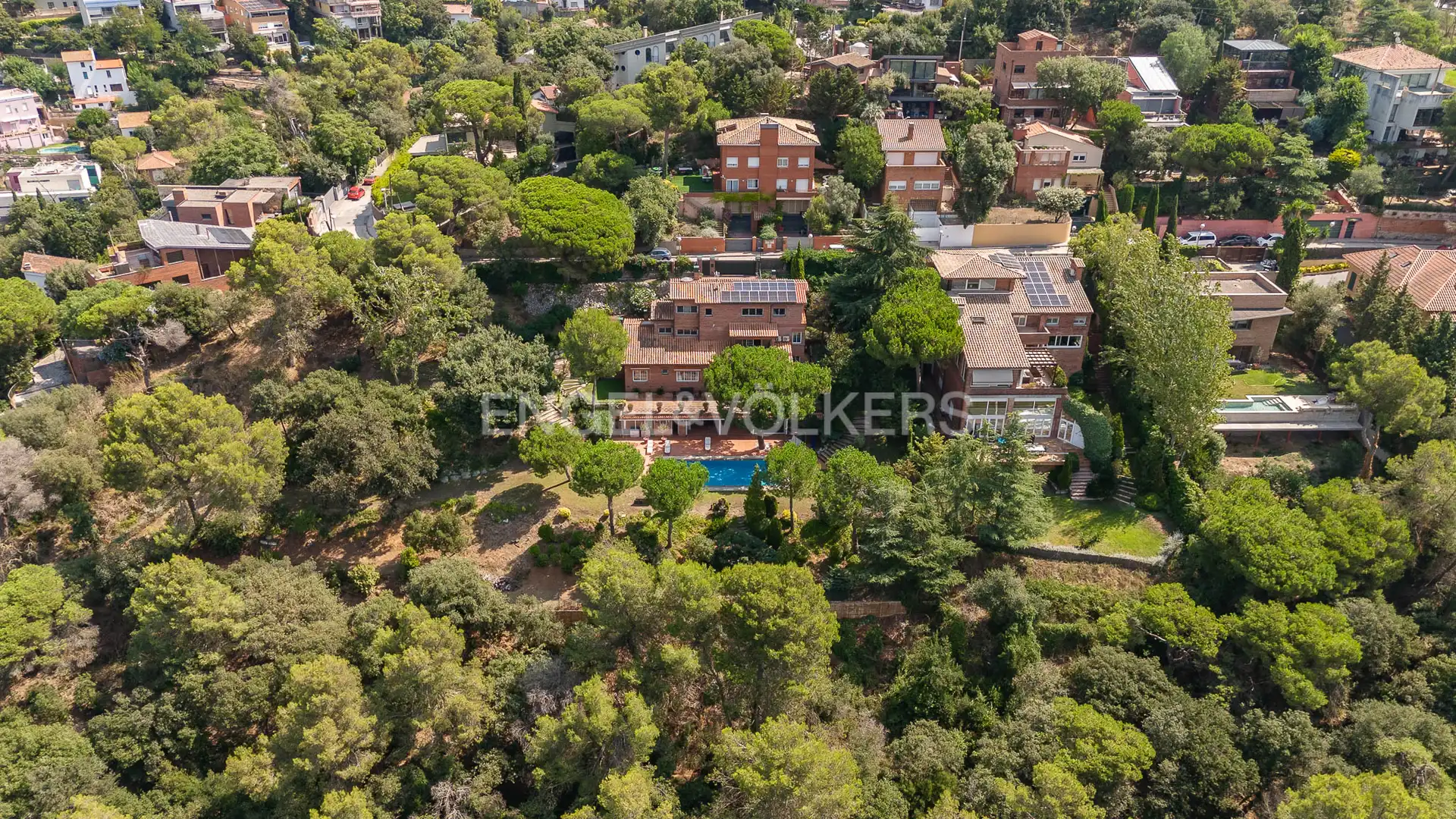 Vista exterior de Casa o chalet en venta en Barcelona con Aire acondicionado, Calefacción y Jardín privado