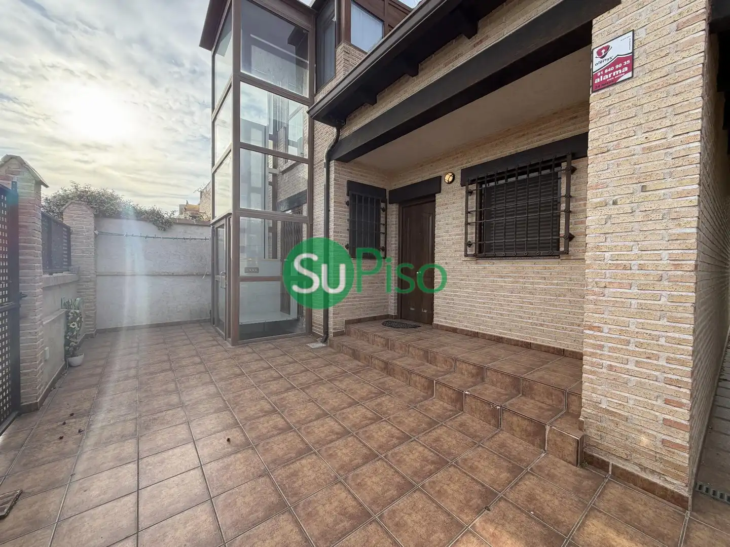 Habitatge amb jardí en venda a Calle Guinea, imagen 2