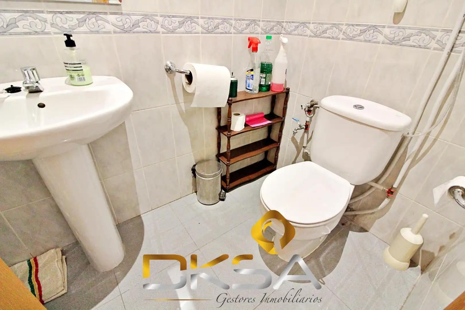 Badezimmer von Geschaftsraum zur Miete in Vila-real mit Klimaanlage und Möbliert