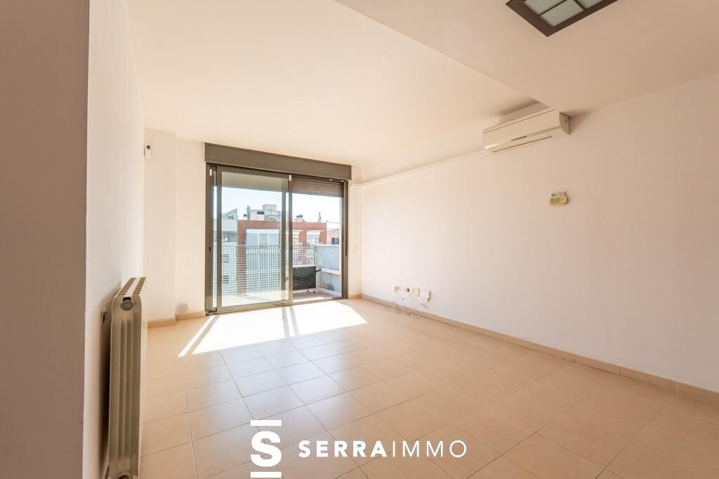 Exterior view of Flat for sale in Vilafranca del Penedès  with Air Conditioner and Heating