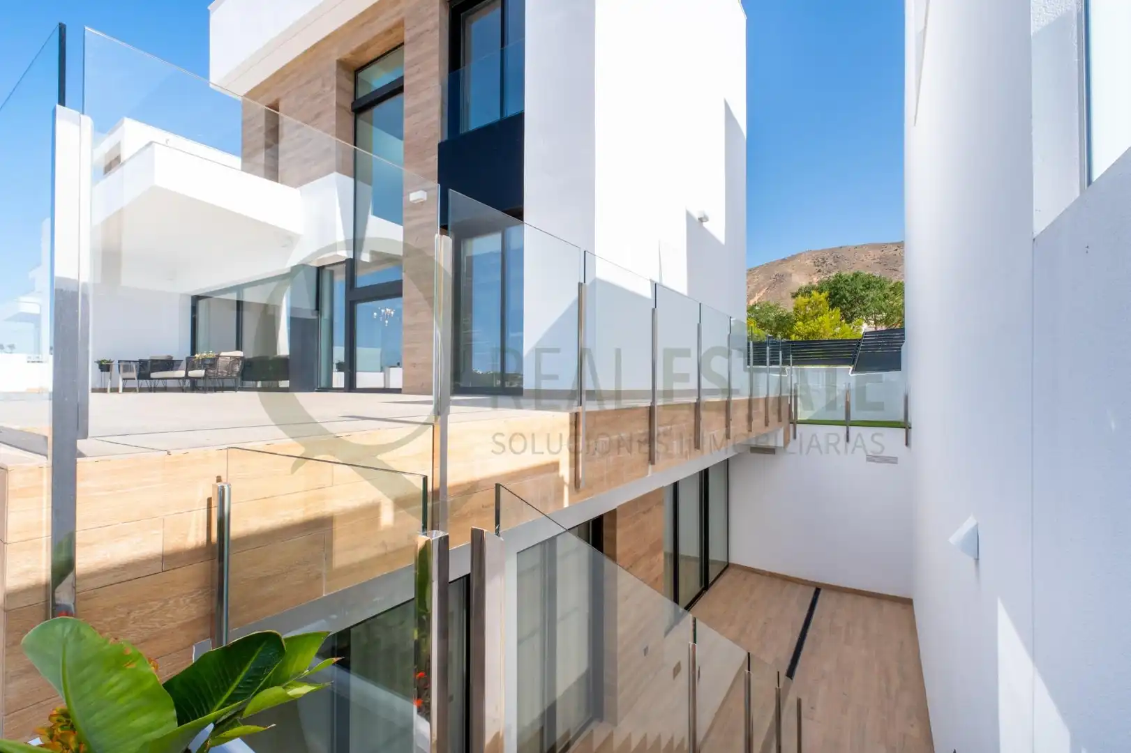 Vista exterior de Casa o chalet en venta en Benidorm con Aire acondicionado, Calefacción y Jardín privado