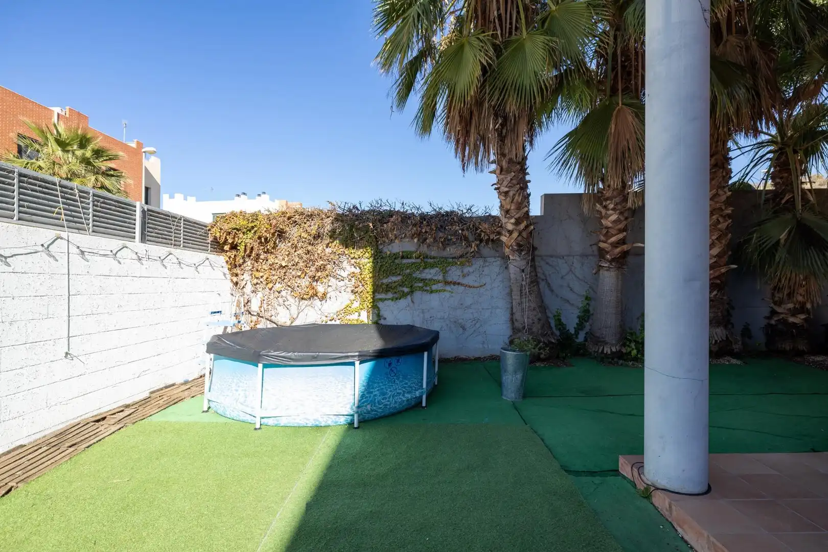 Houses for sale in Calle Miguel Valle Tendero, Jun