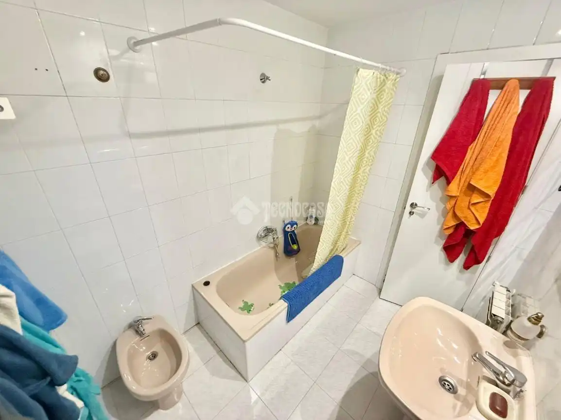 Baño de Casa adosada en venta en Illescas con Aire acondicionado y Parquet