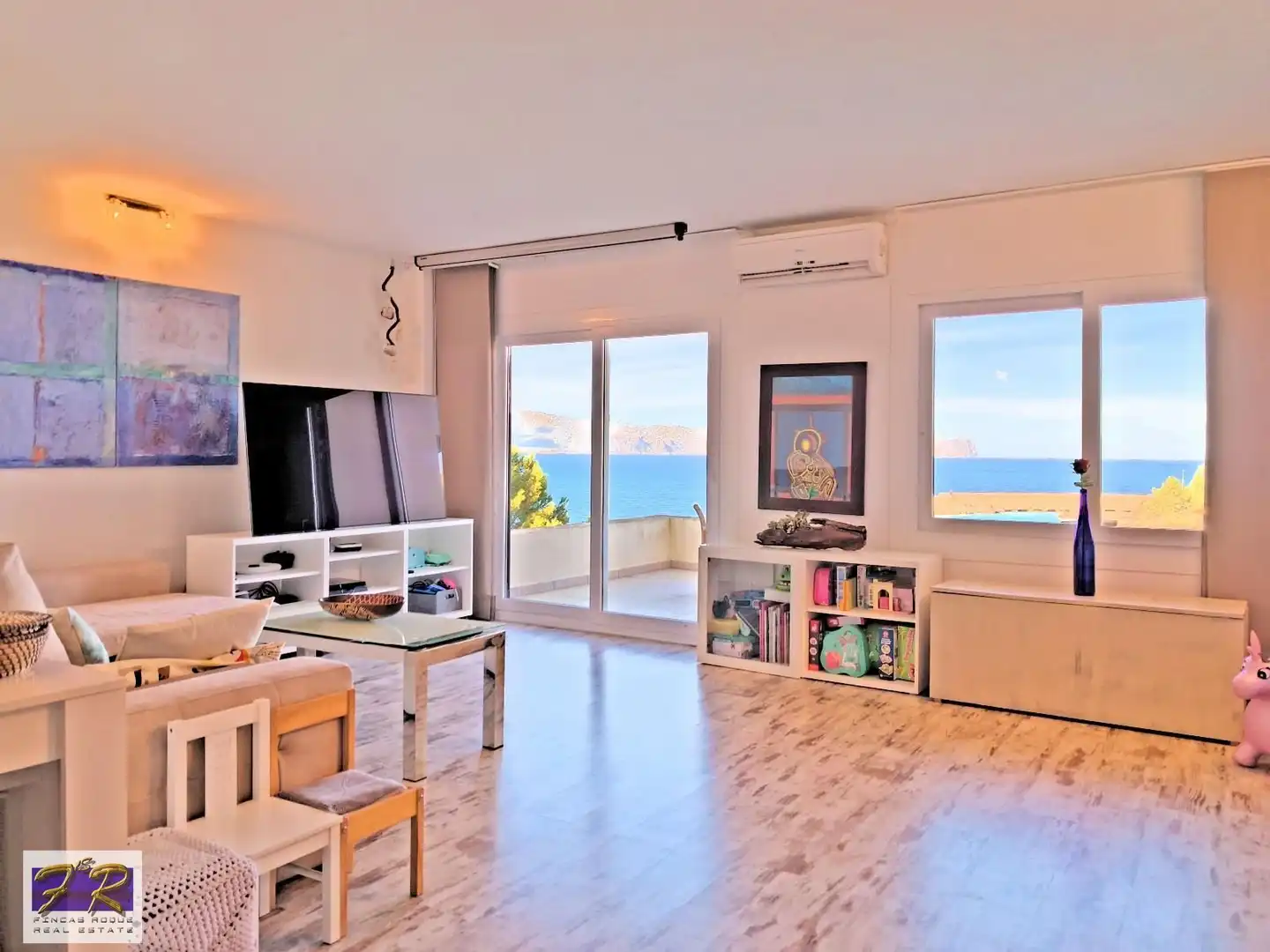 Sala d'estar de Casa o xalet en venda en Alcúdia amb Aire condicionat, Terrassa i Moblat