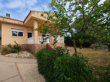 Villa in vendita a Carrer dels Alfacs 4