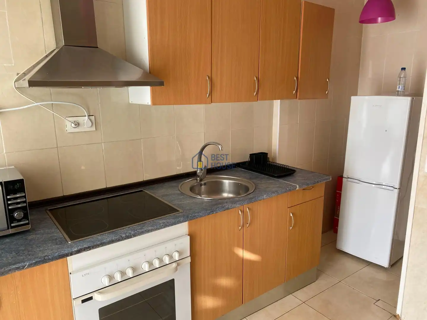Cocina de Piso de alquiler en León Capital  con Calefacción y Amueblado
