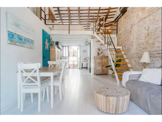 Piso en Venta en Calle Escalante en El Cabanyal - El Canyamelar