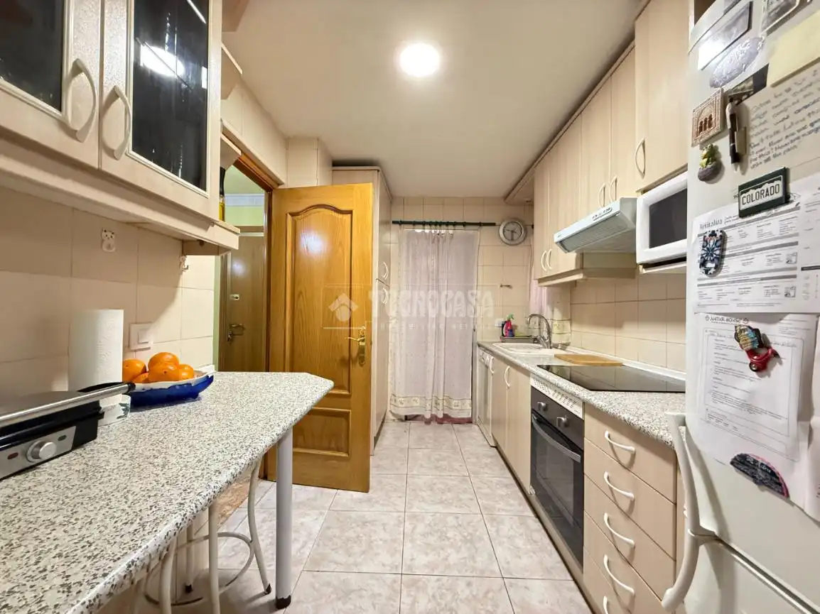 Cocina de Piso en venta en Galapagar con Calefacción, Terraza y Trastero