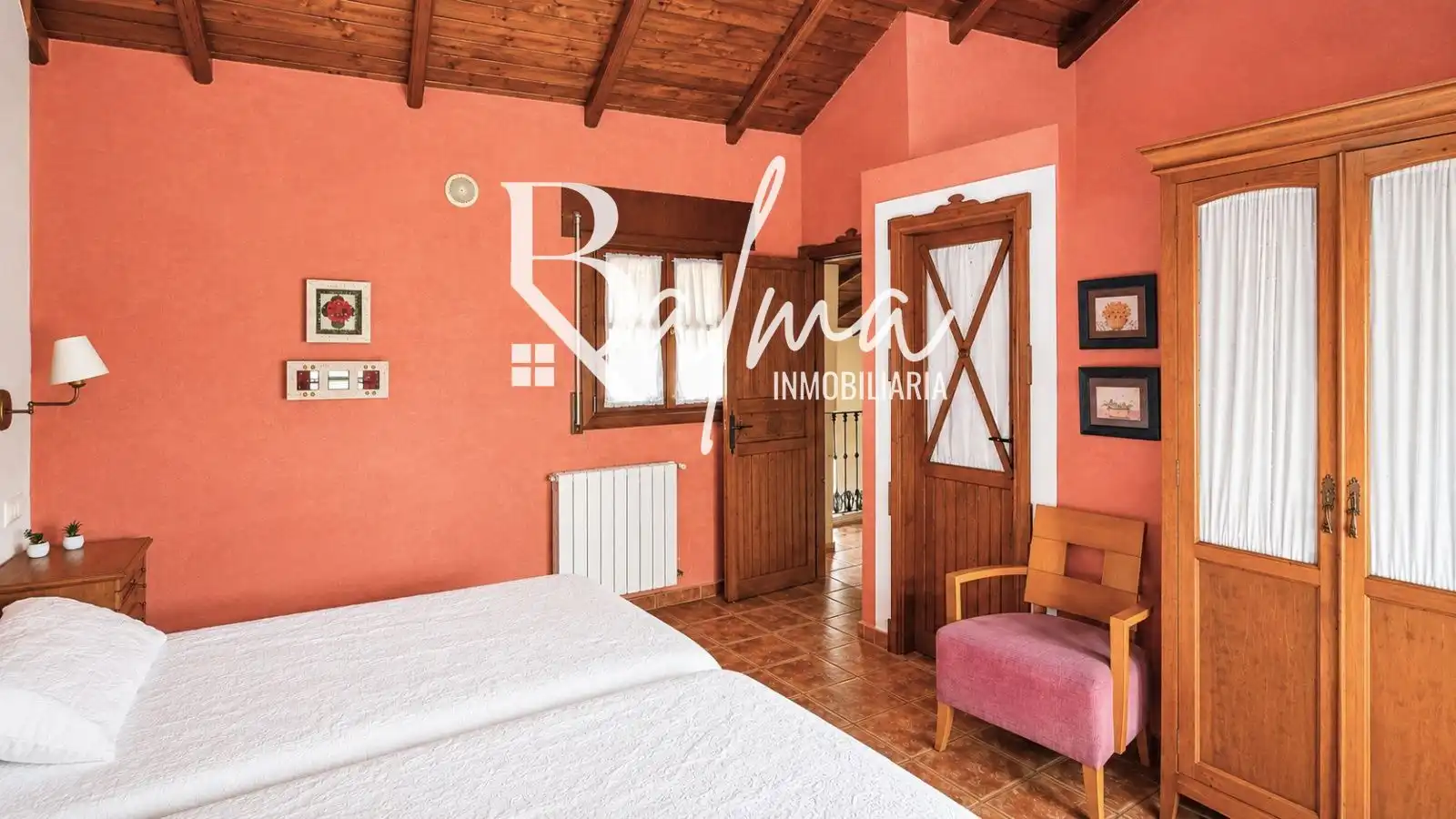 Detached house with pool for sale in Casco Histórico, imagen 28