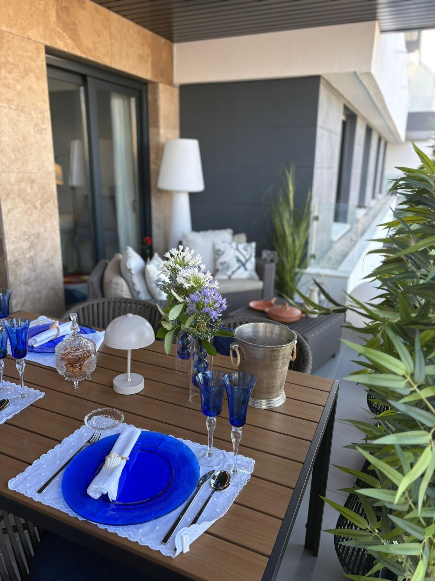 Terrassa de Pis de lloguer en  Córdoba Capital amb Aire condicionat, Calefacció i Jardí privat