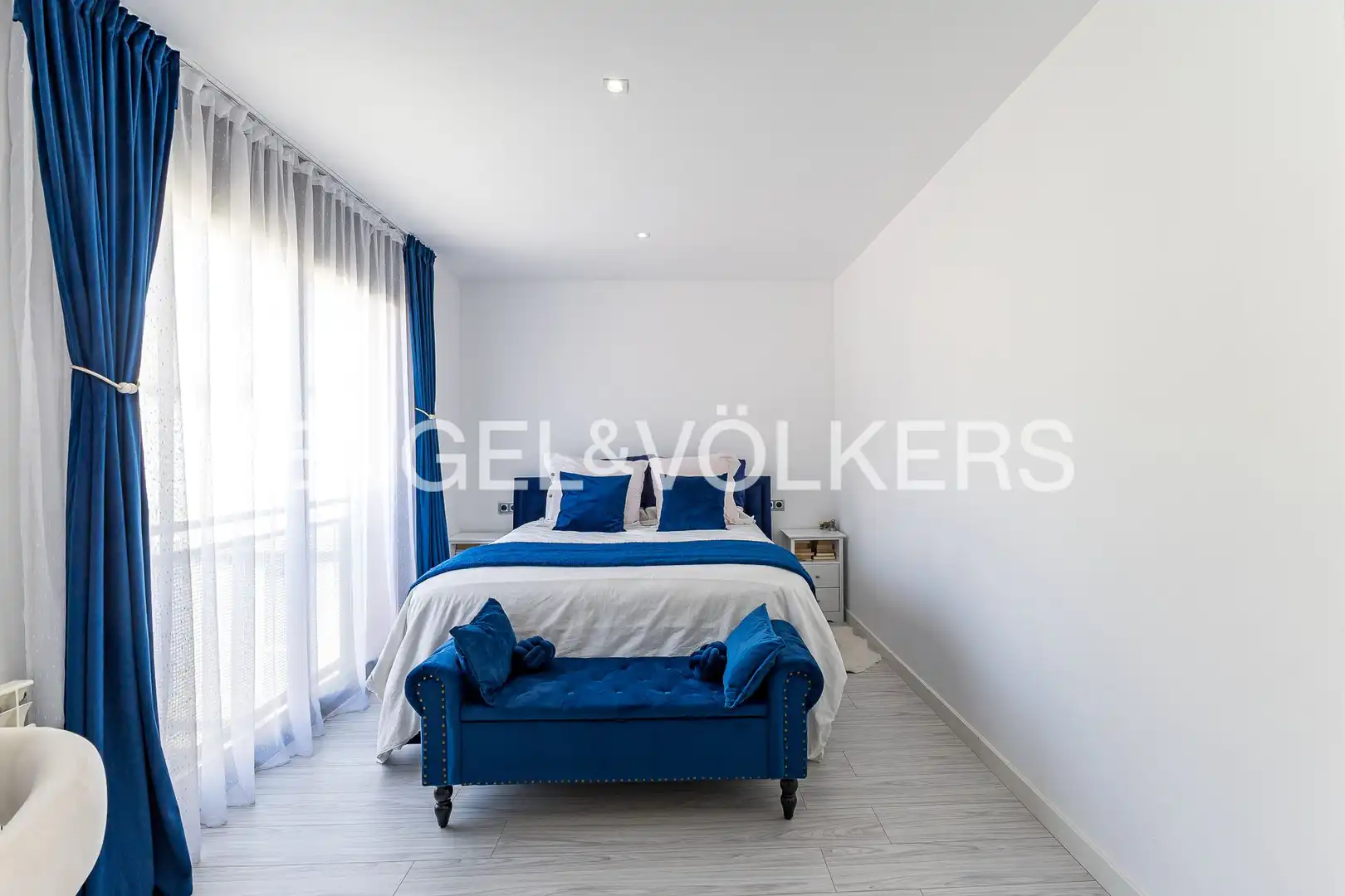 Habitación de Piso en venta en Vilanova i la Geltrú con Aire acondicionado, Calefacción y Trastero