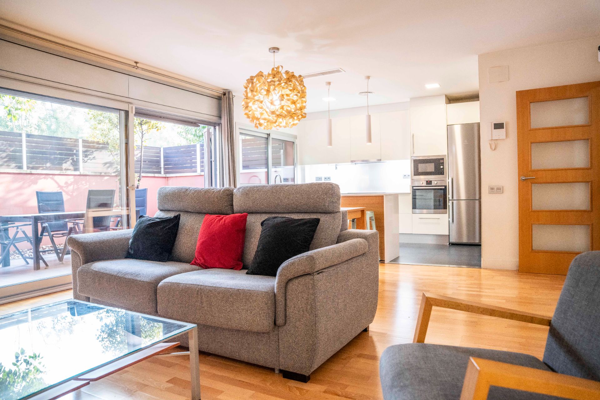 Sala de estar de Dúplex en venta en  Barcelona Capital con Aire acondicionado, Calefacción y Parquet