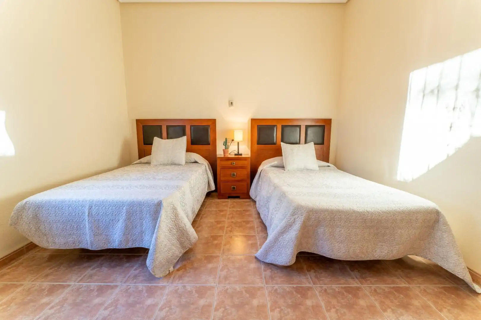 Habitación de Casa o chalet en venta en Elche / Elx con Aire acondicionado, Jardín privado y Terraza