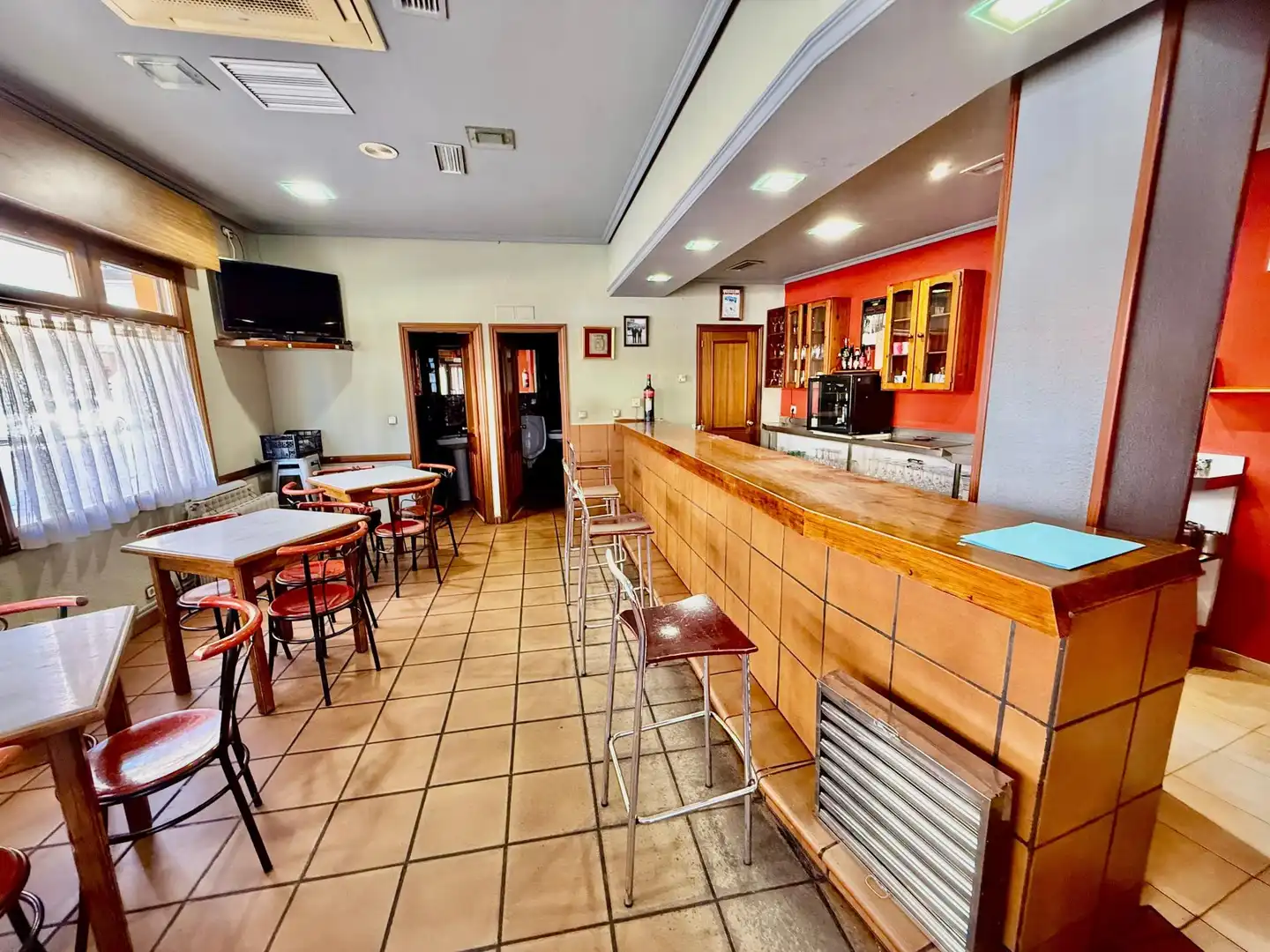 Local en venta en Valencia de Don Juan