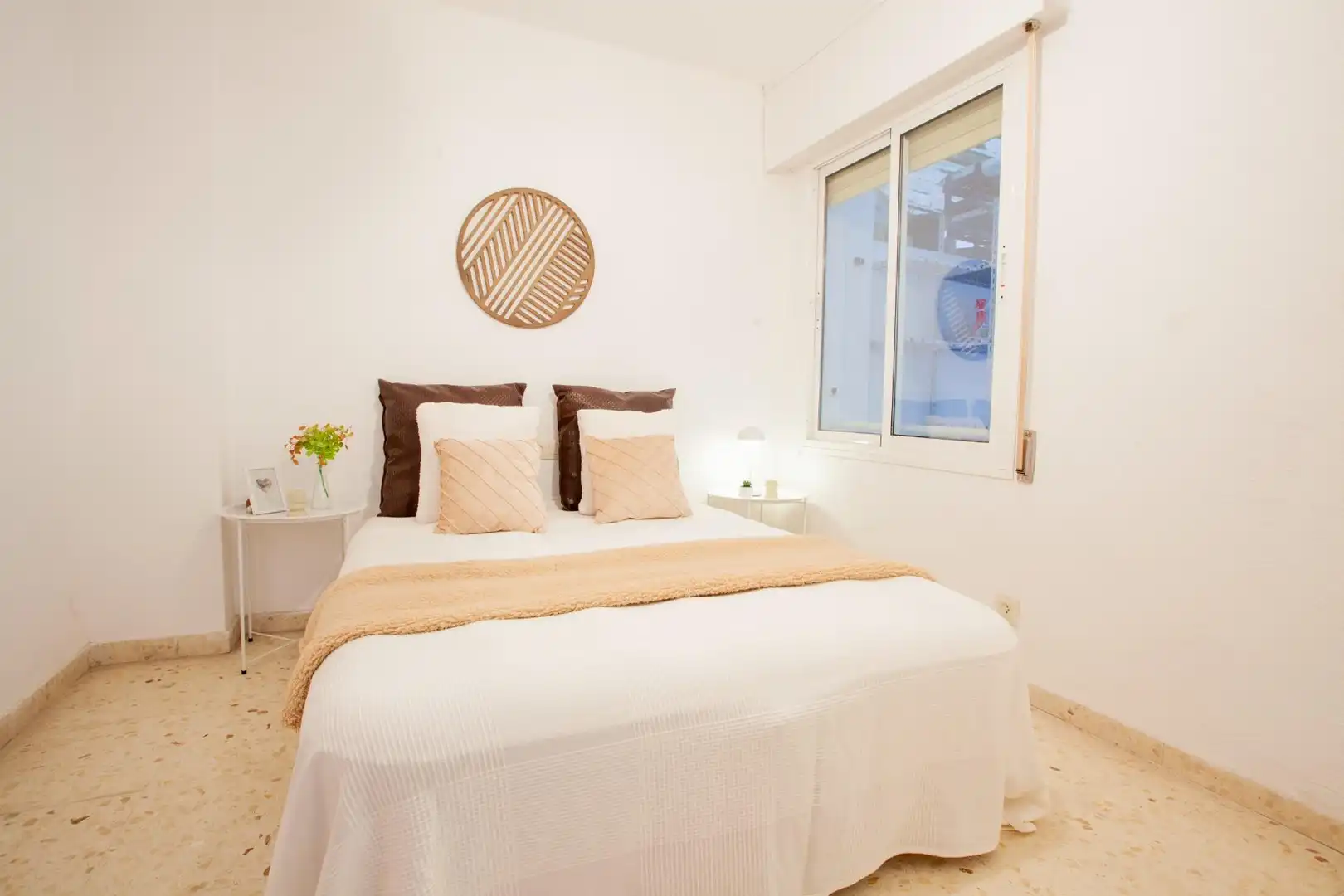 Habitación de Piso en venta en Alicante / Alacant con Terraza y Balcón