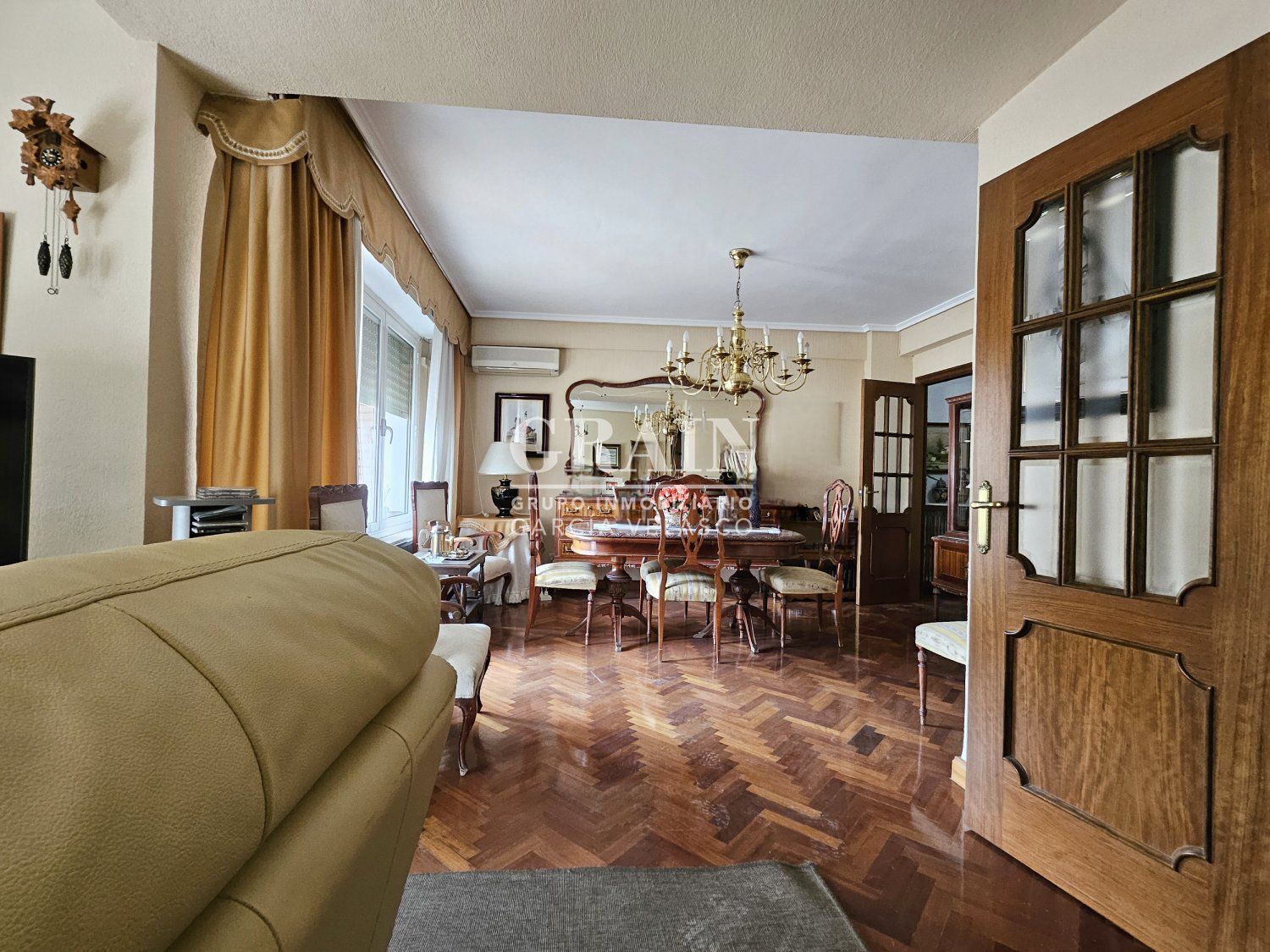 Living room of Flat for sale in  Albacete Capital  with Air Conditioner, Heating and Parquet flooring