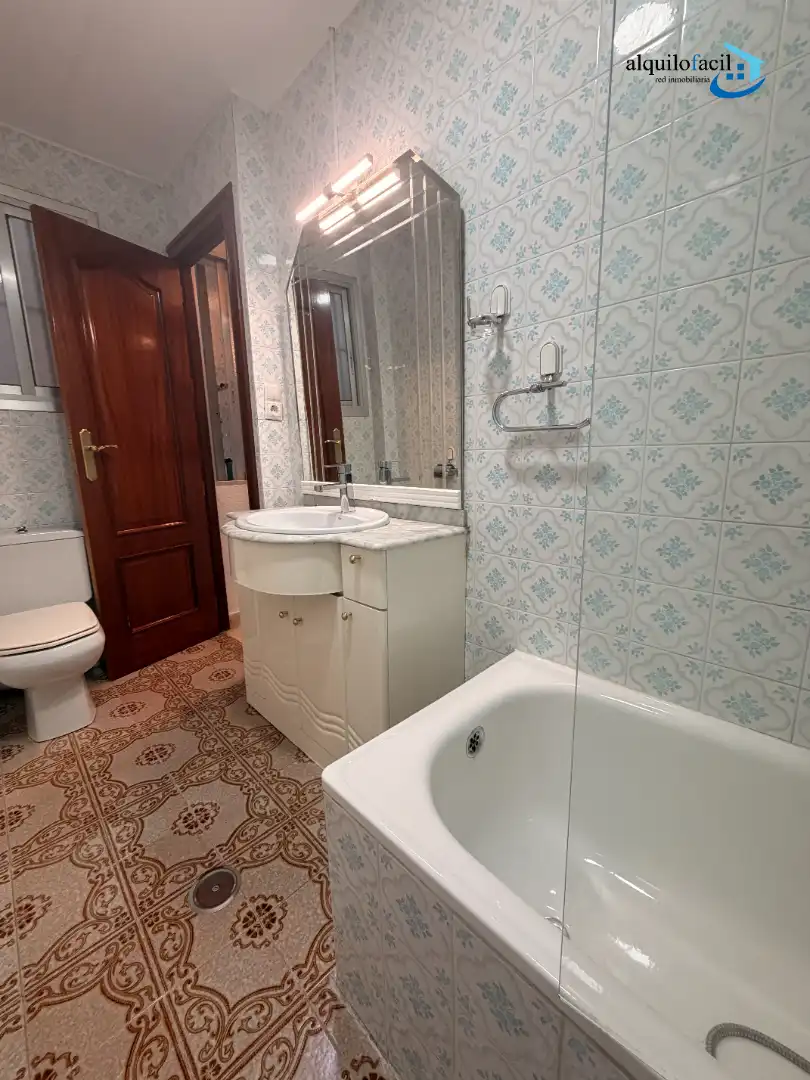 Appartamento con terrazza in affitto a Calle Covadonga 15, imagen 18