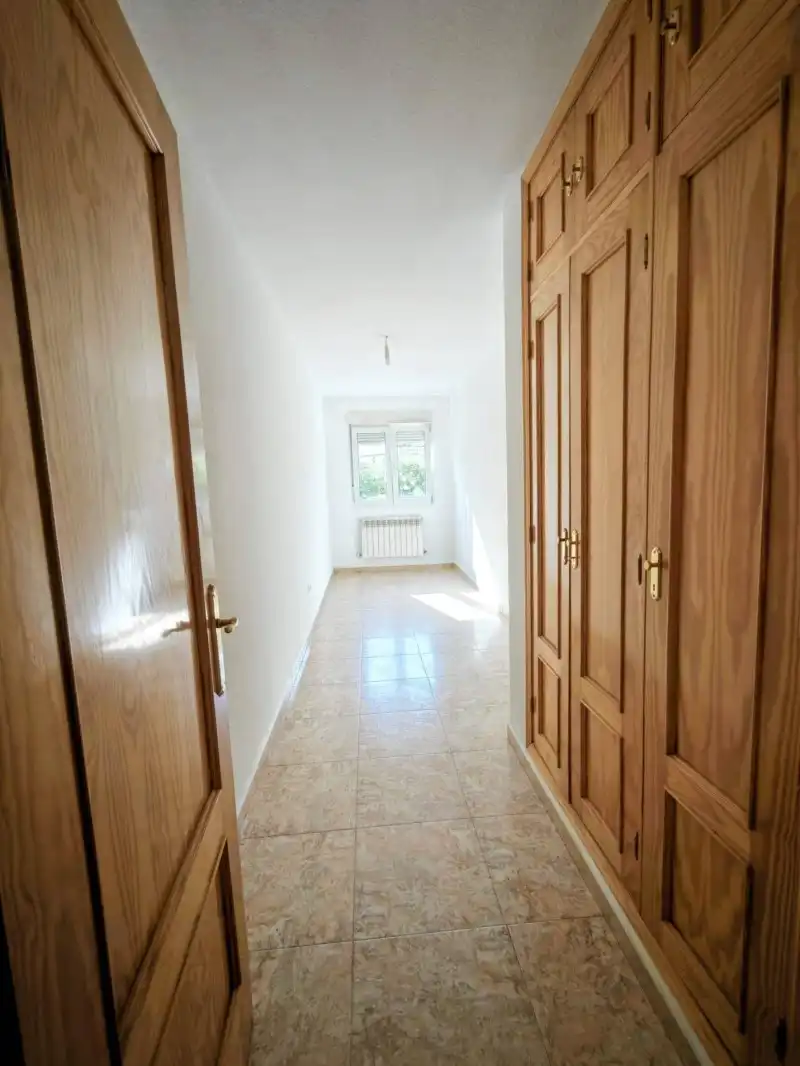 Piso en venta en El Espinar con Calefacción, Jardín privado y Terraza