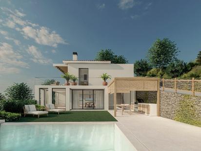 Vista exterior de Casa o xalet en venda en Torrelles de Llobregat amb Aire condicionat, Calefacció i Jardí privat
