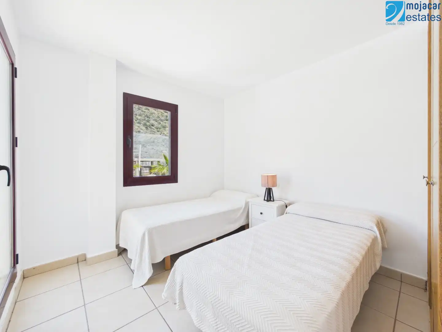 Terraced house with garden for sale in Calle Avicena 4, imagen 10