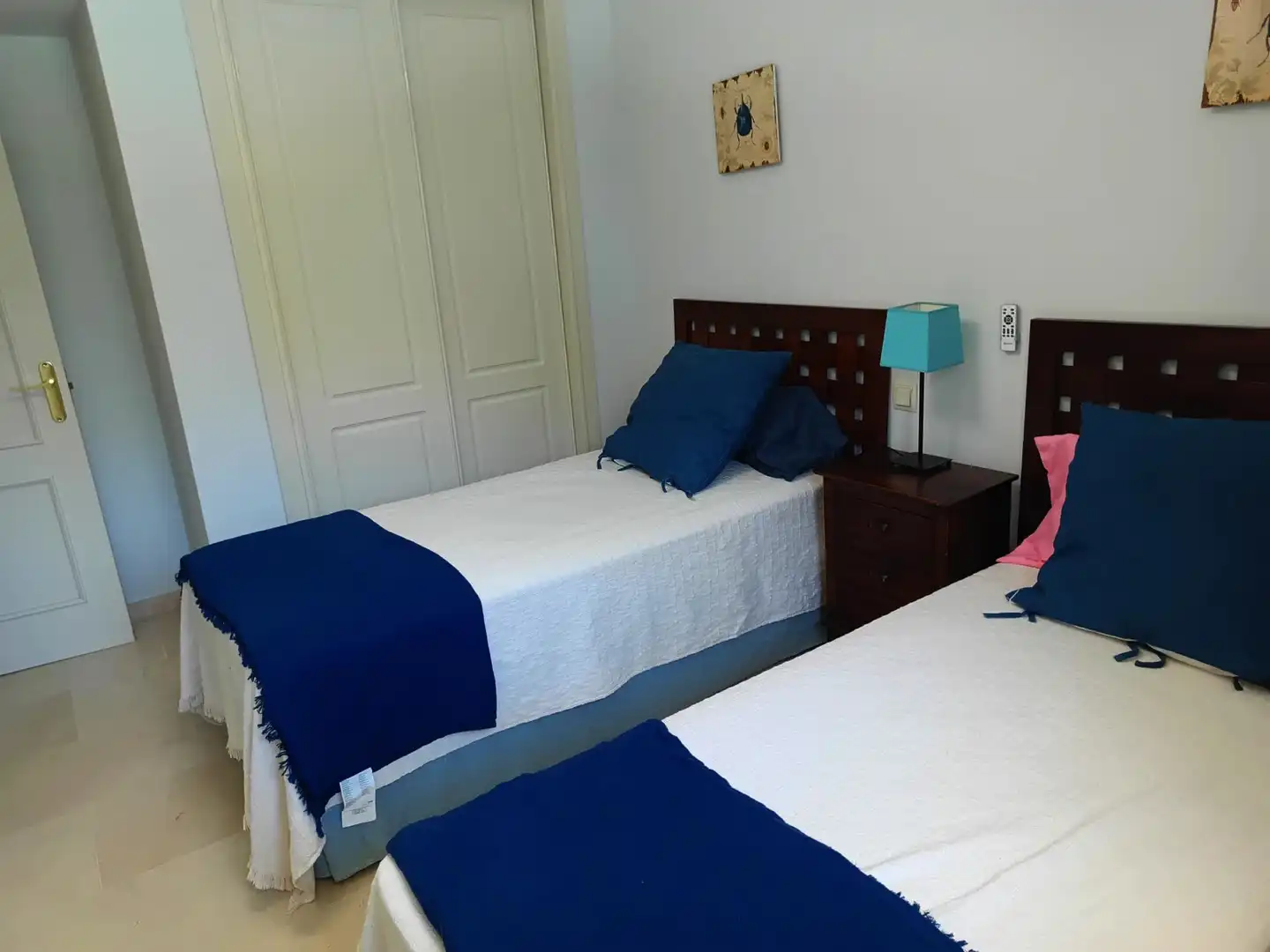 Dormitori de Apartament en venda en Sotogrande amb Aire condicionat, Terrassa i Piscina
