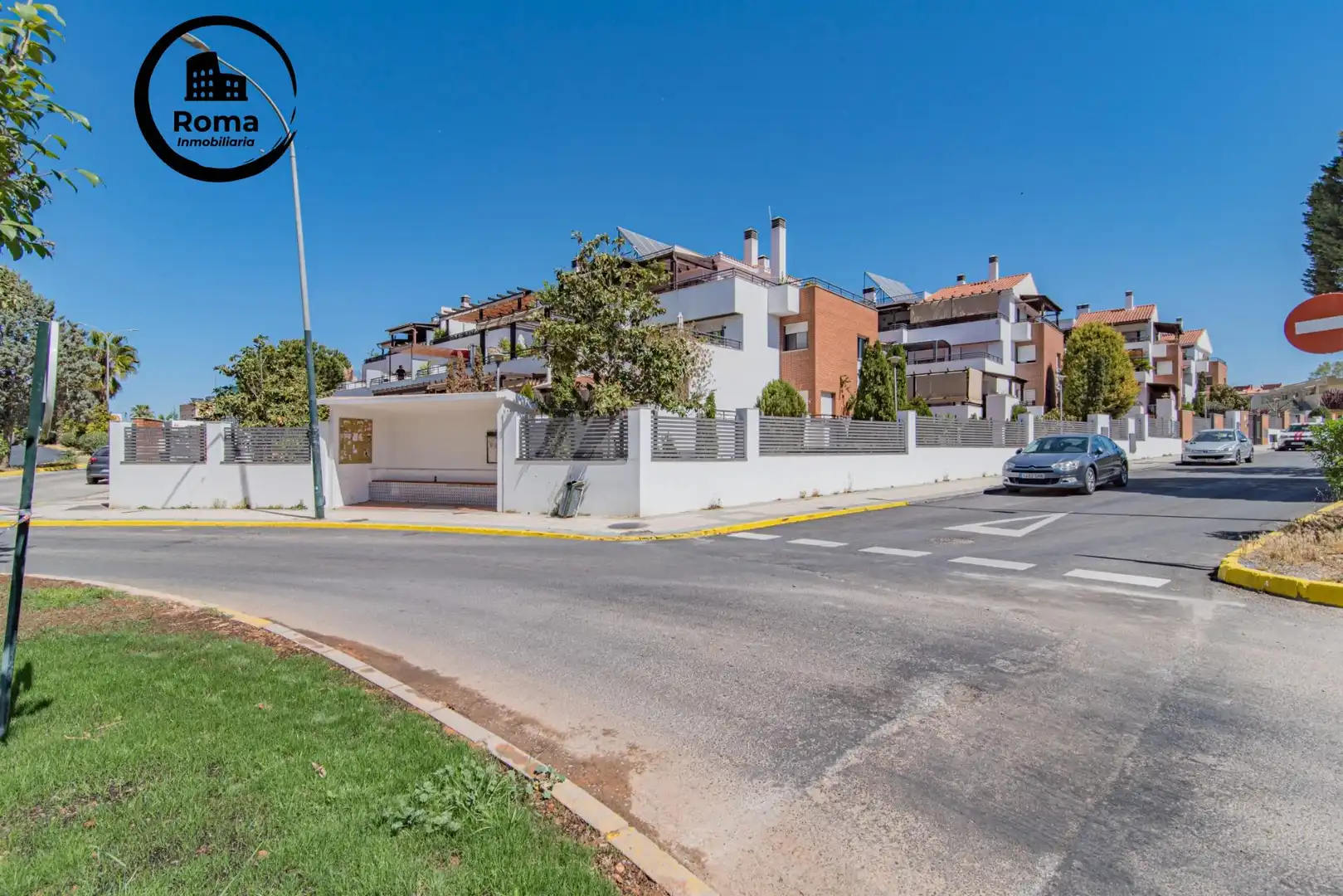 Vista exterior de Piso en venta en Albolote con Aire acondicionado, Calefacción y Piscina comunitaria