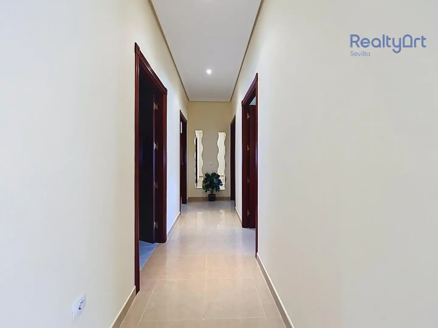 Houses for sale in Tomares  with Air Conditioner, Heating and Private garden