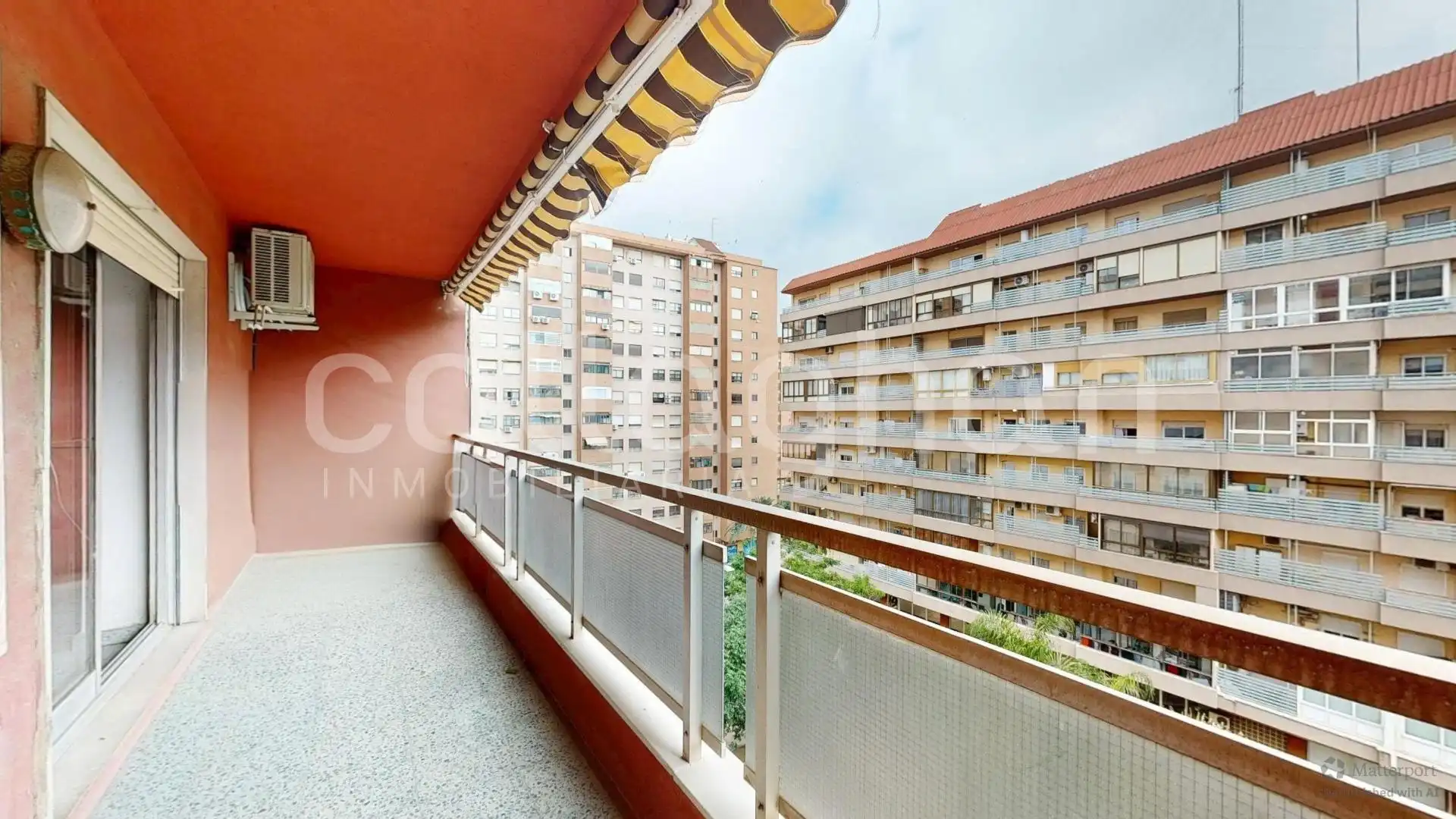 Terraza de Piso en venta en Valencia con Terraza y Balcón