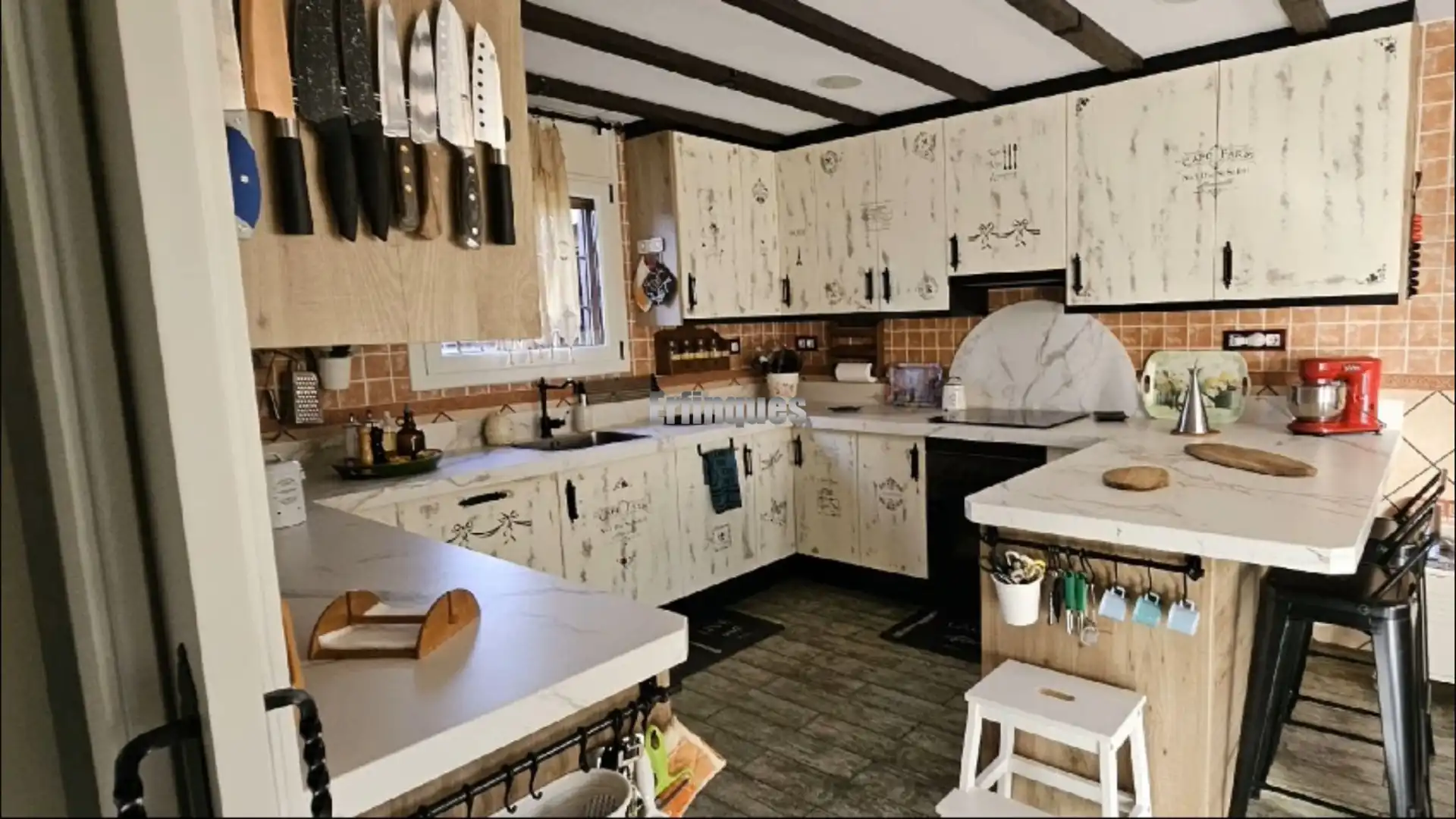 Küche von Haus oder Chalet zum Verkauf in Rubí mit Klimaanlage, Heizung und Privatgarten