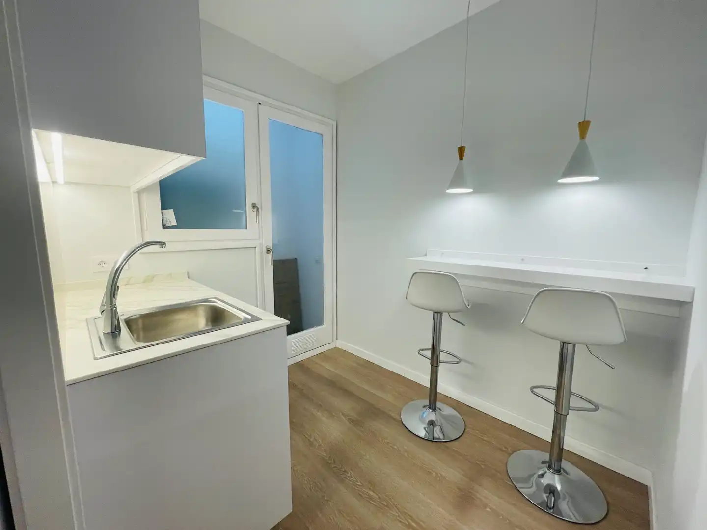 Kitchen of Office for rent in Barcelona  with Air Conditioner