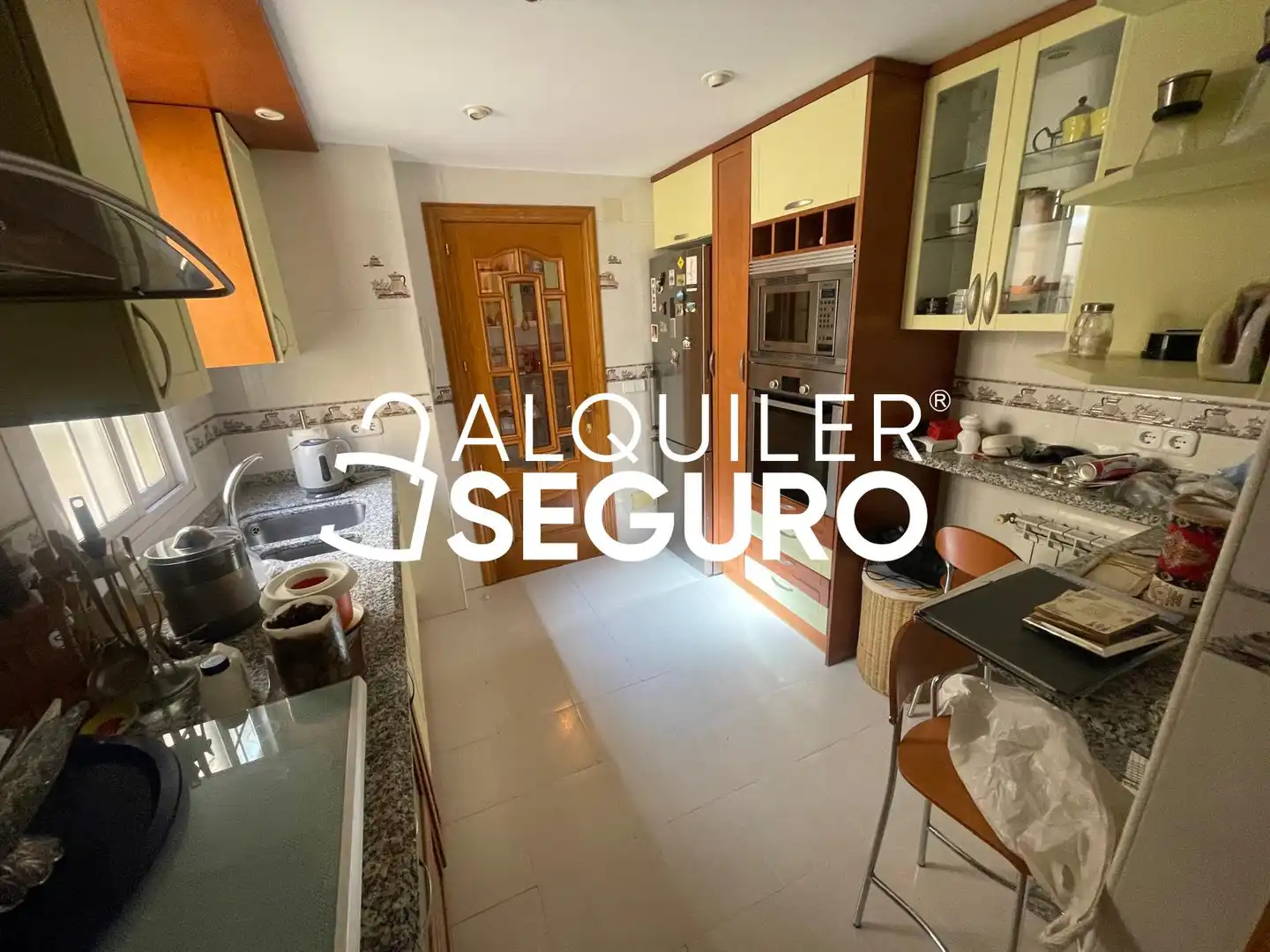 Cocina de Piso de alquiler en Madrid con Calefacción, Terraza y Amueblado