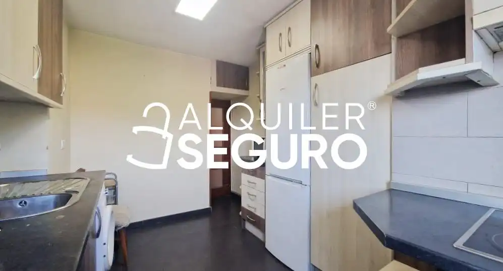 Kitchen of Flat for rent in Madrid  with Air Conditioner, Heating and Furnished