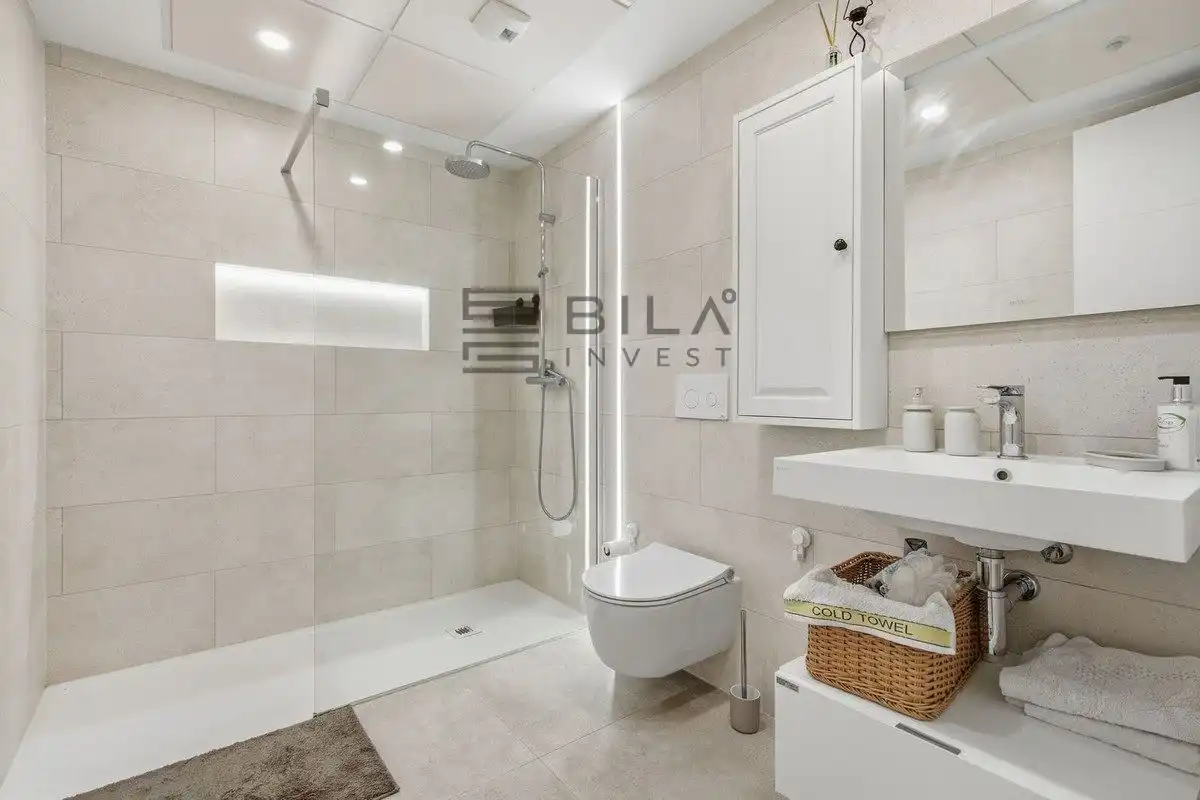 Bathroom of Flat for sale in Castillo Sohail - Myramar