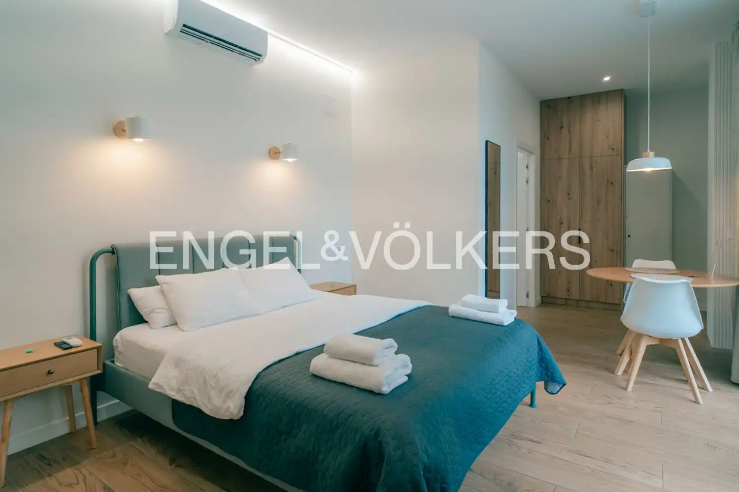 Dormitori de Apartament en venda en Valencia amb Aire condicionat, Calefacció i Moblat